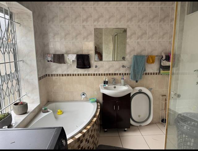 4 BEDROOM HOUSE FOR SALE IN NORTHDENE